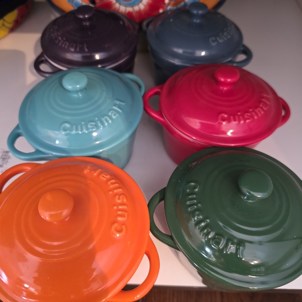 6 Cuisinart Mini Enamelware baking casserole dishes!